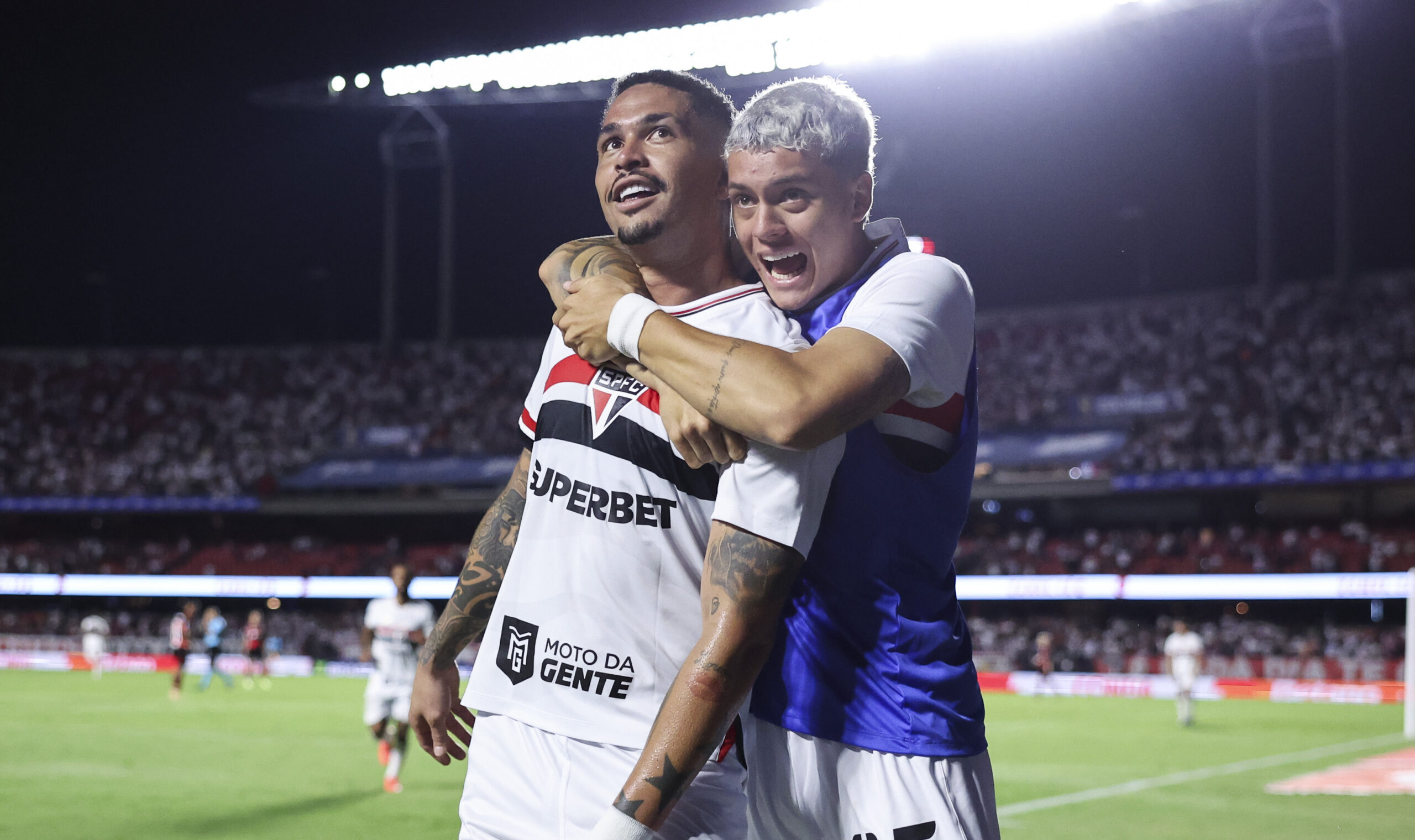 ALÍVIO COM VITÓRIA! São Paulo impõe ritmo no Morumbis, vence e ganha fôlego no Paulistão