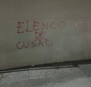 Protesto muro Morumbi (Foto: Reprodução)